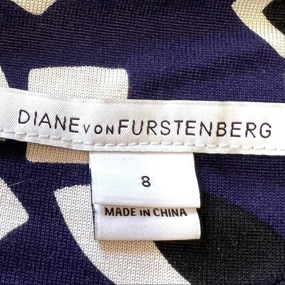 Diane Von Furstenberg Tadd Two Silk Blue Sleeveless Print Drape Neck Dress - Picture 13 of 13